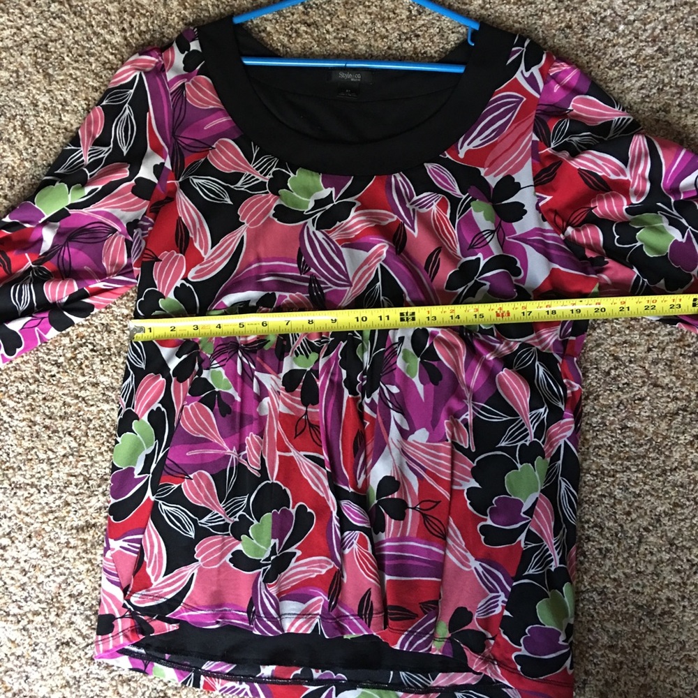 Style $ Co blouse - Picture 3 of 4